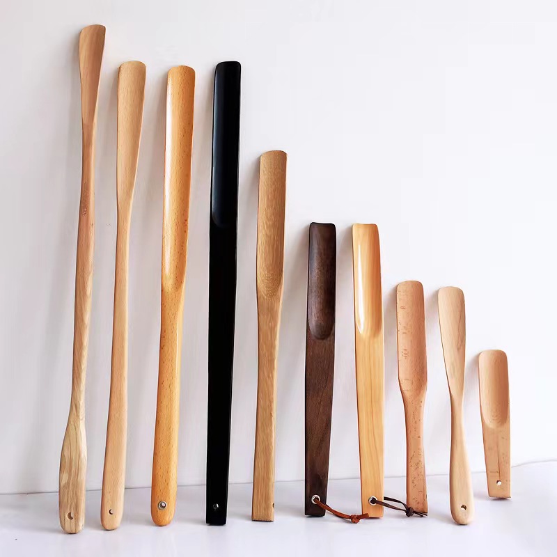 Wooden shoehorn