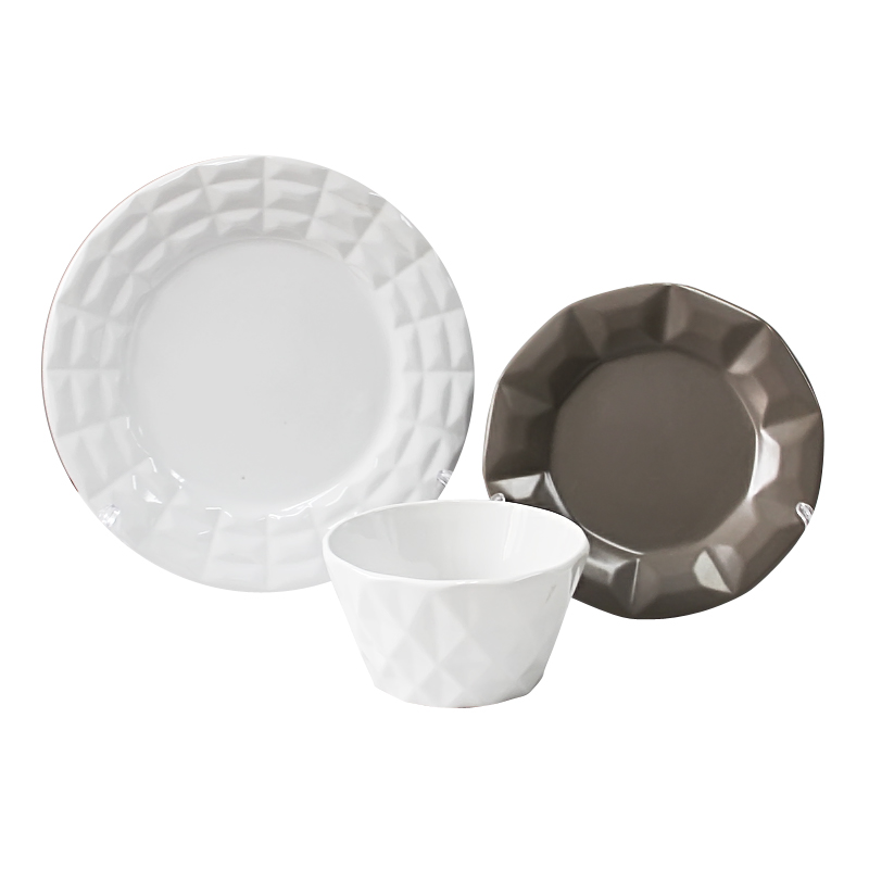 Solid color ceramic dinner set with embossed design