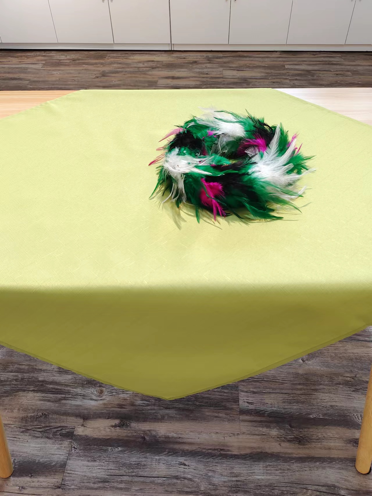 Tablecloth and chairpad