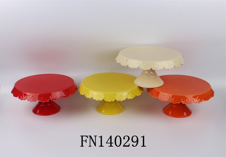 Ceramic cake stand