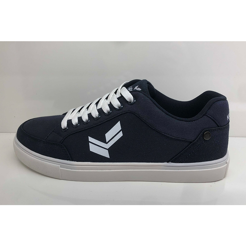 Men's casual shoes