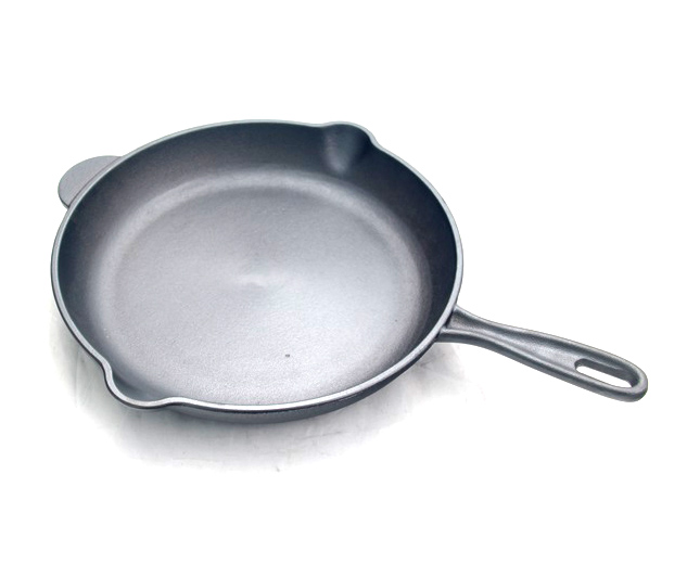 Cast iron skillet