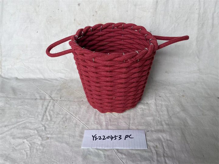 YF220453 PC