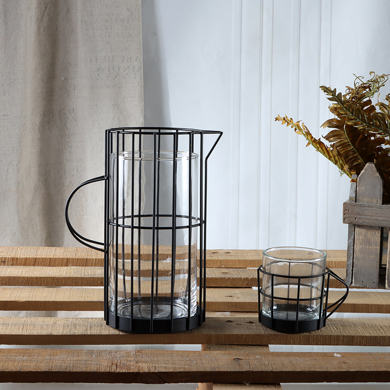 Lantern，Metal vase