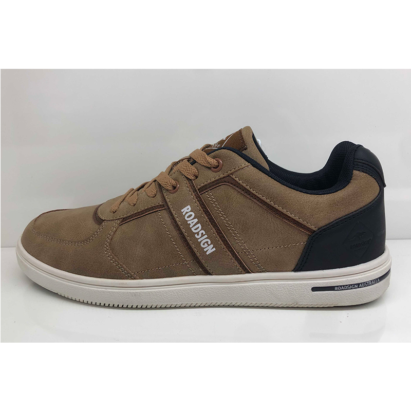 Men's casual shoes