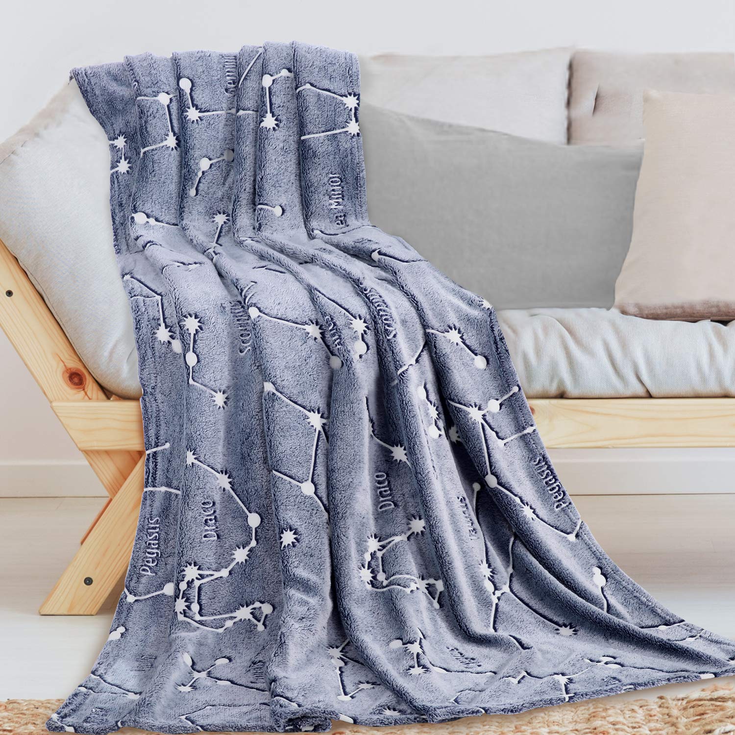 Luminous blanket double-sided flannel luminous blanket household air conditioning blanket
