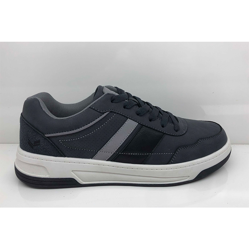 Men's casual shoes