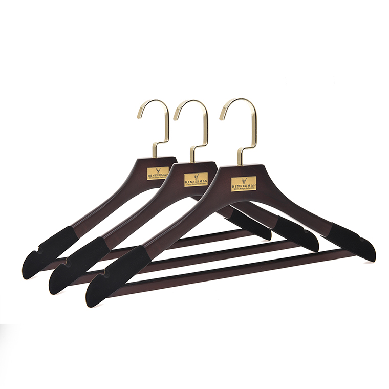 Garment hanger