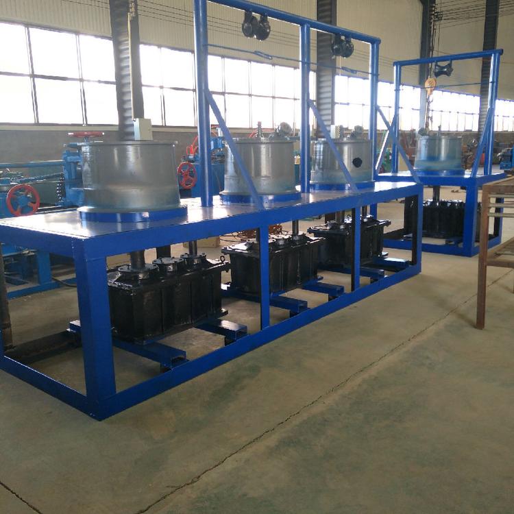 Pulley type wire drawing machine