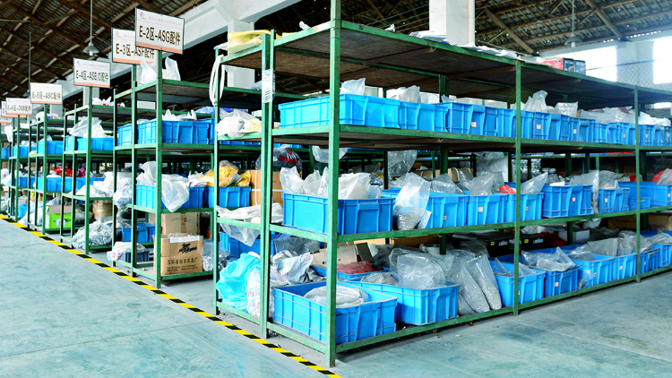 Zhejiang Tuolushi Industrial and Trade Co., Ltd. – tornillo de acero 1