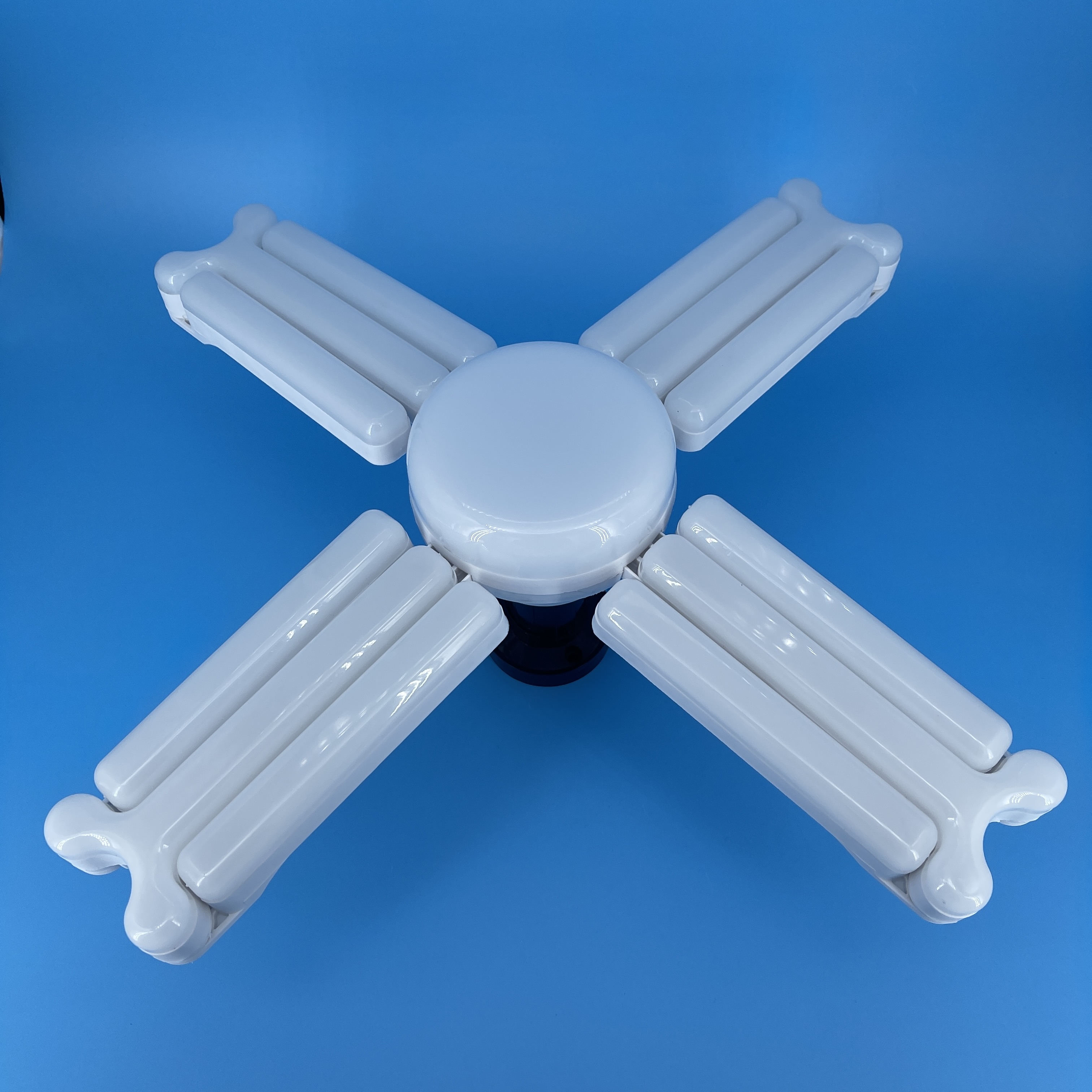 Willstar Four-leaf Variety Snowflake LED Light