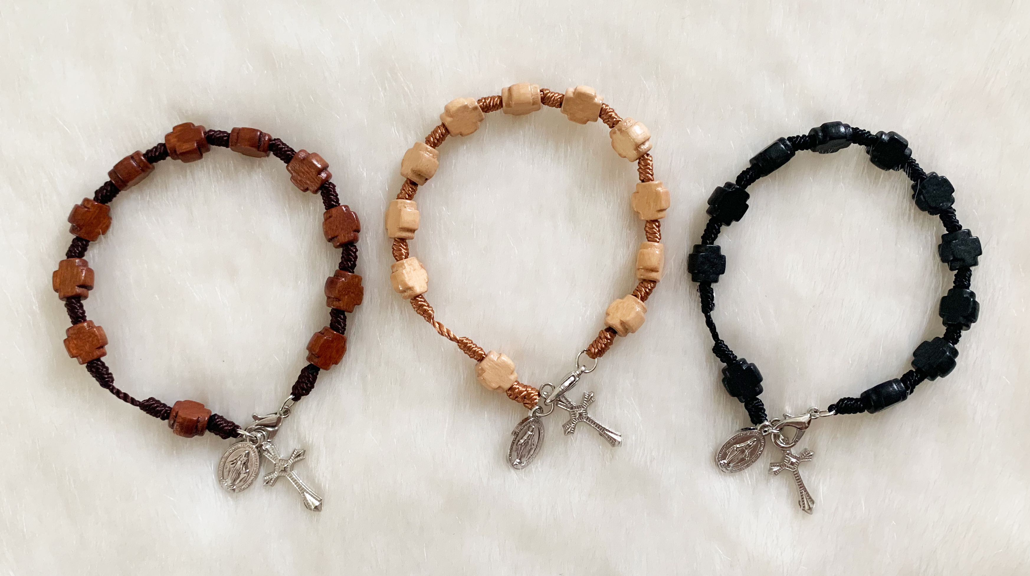 Factory Supplier Fashional Hot popular Latest Design High Quality Christian Religious Wood Bead Rosary Bracelet