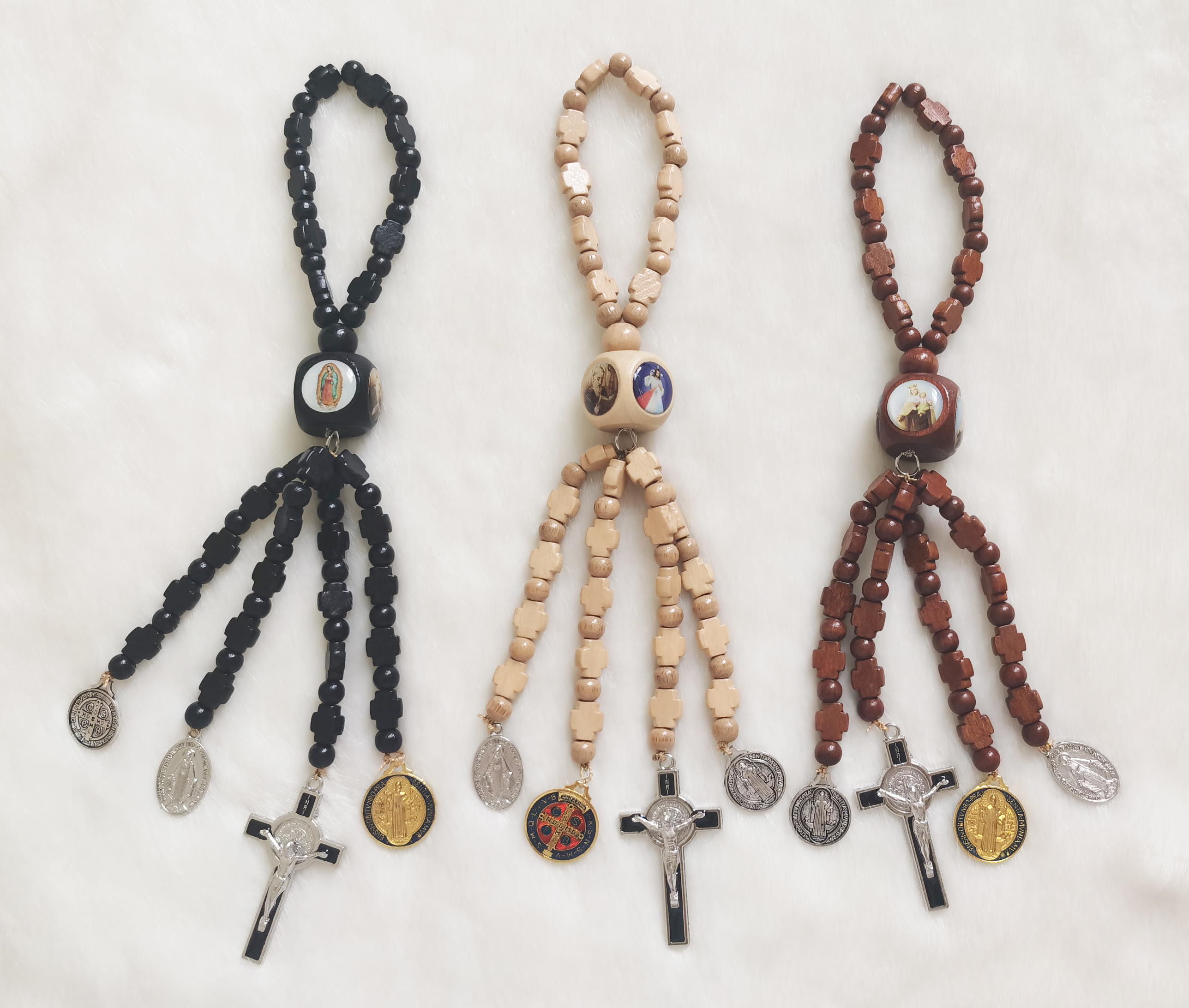 Factory Price New Design Custom Religious Wood Pendant Cord Religious Jewellery Necklace