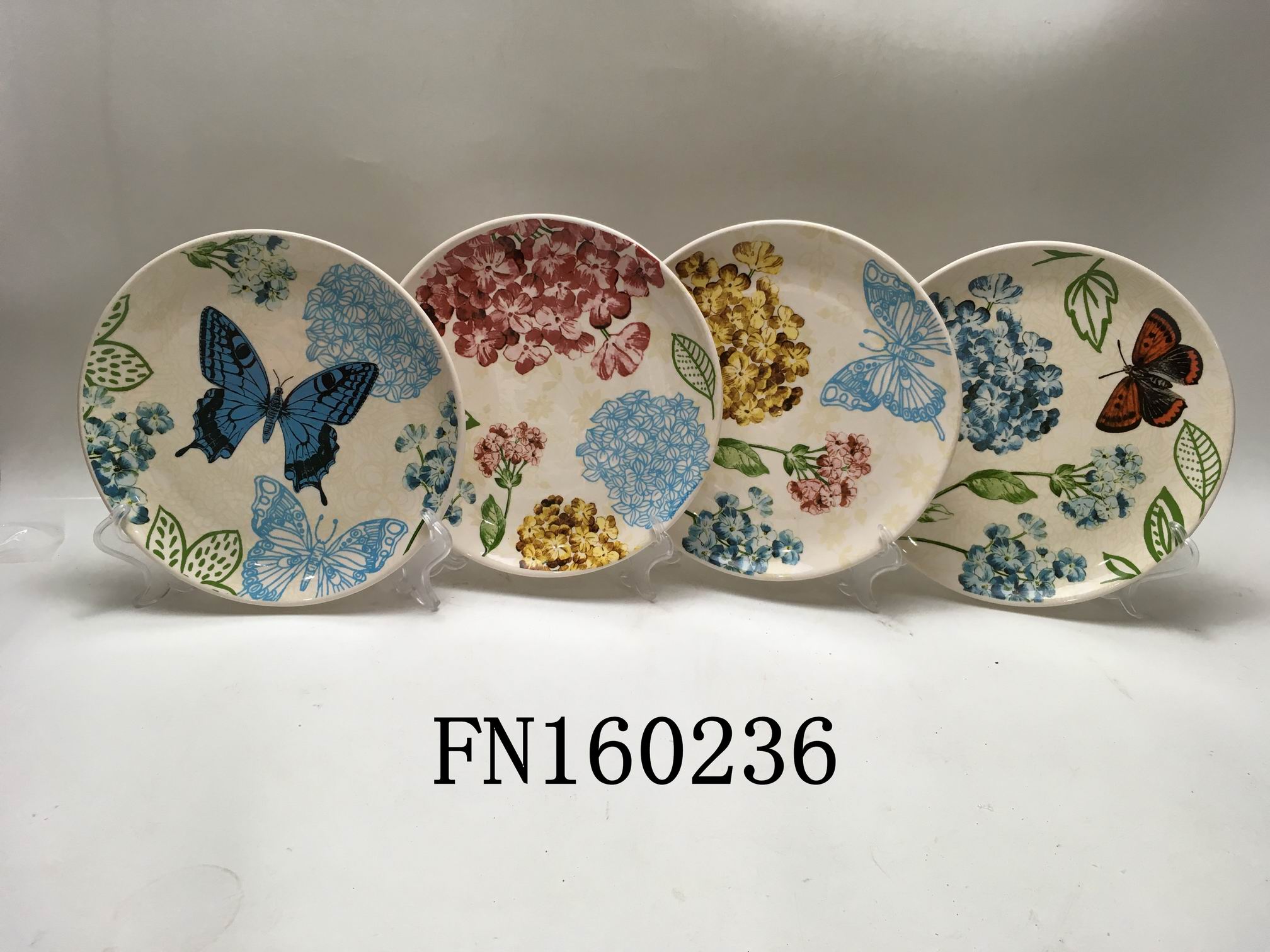 Ceramic flower plate