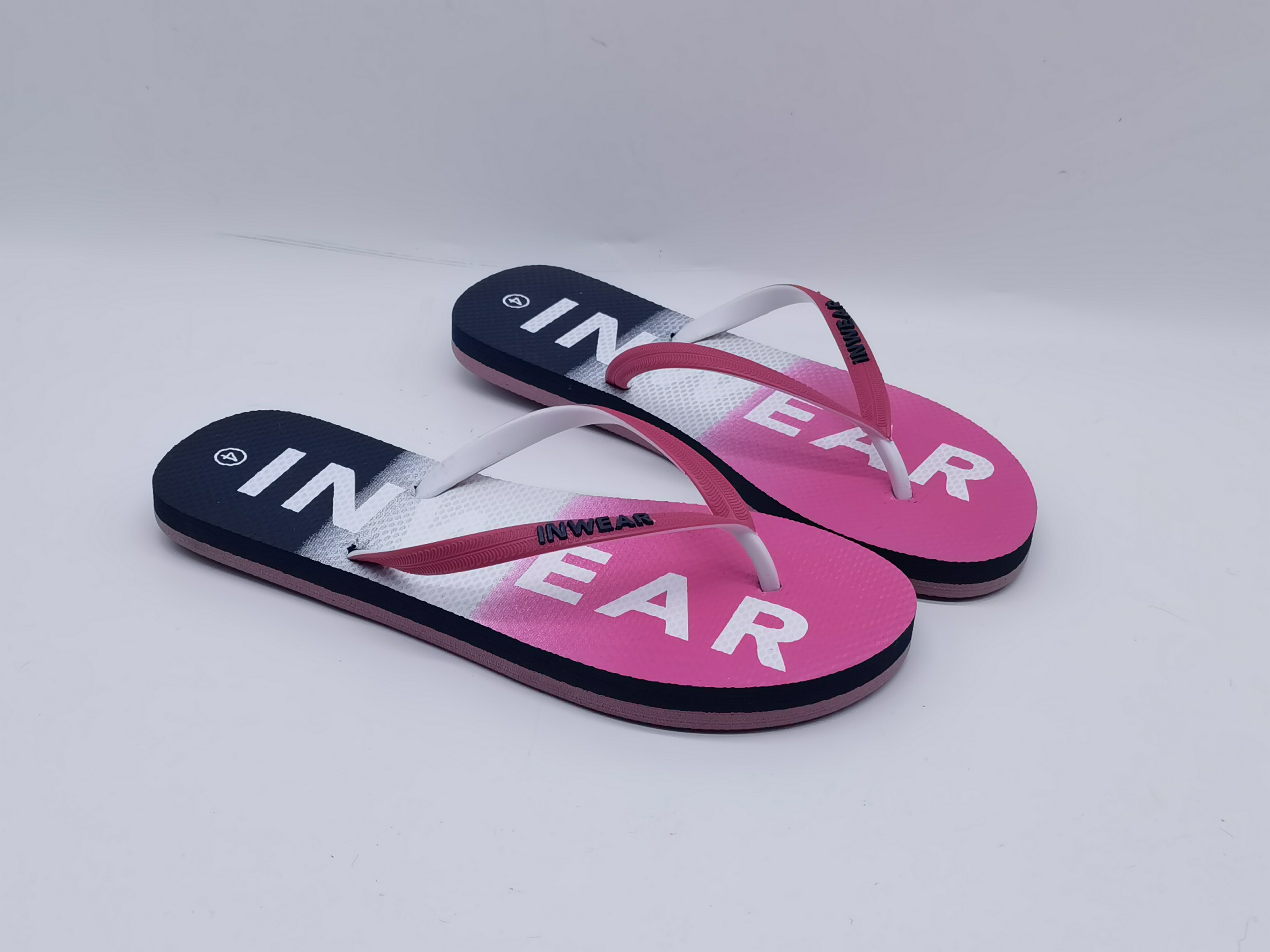 women's flip flops