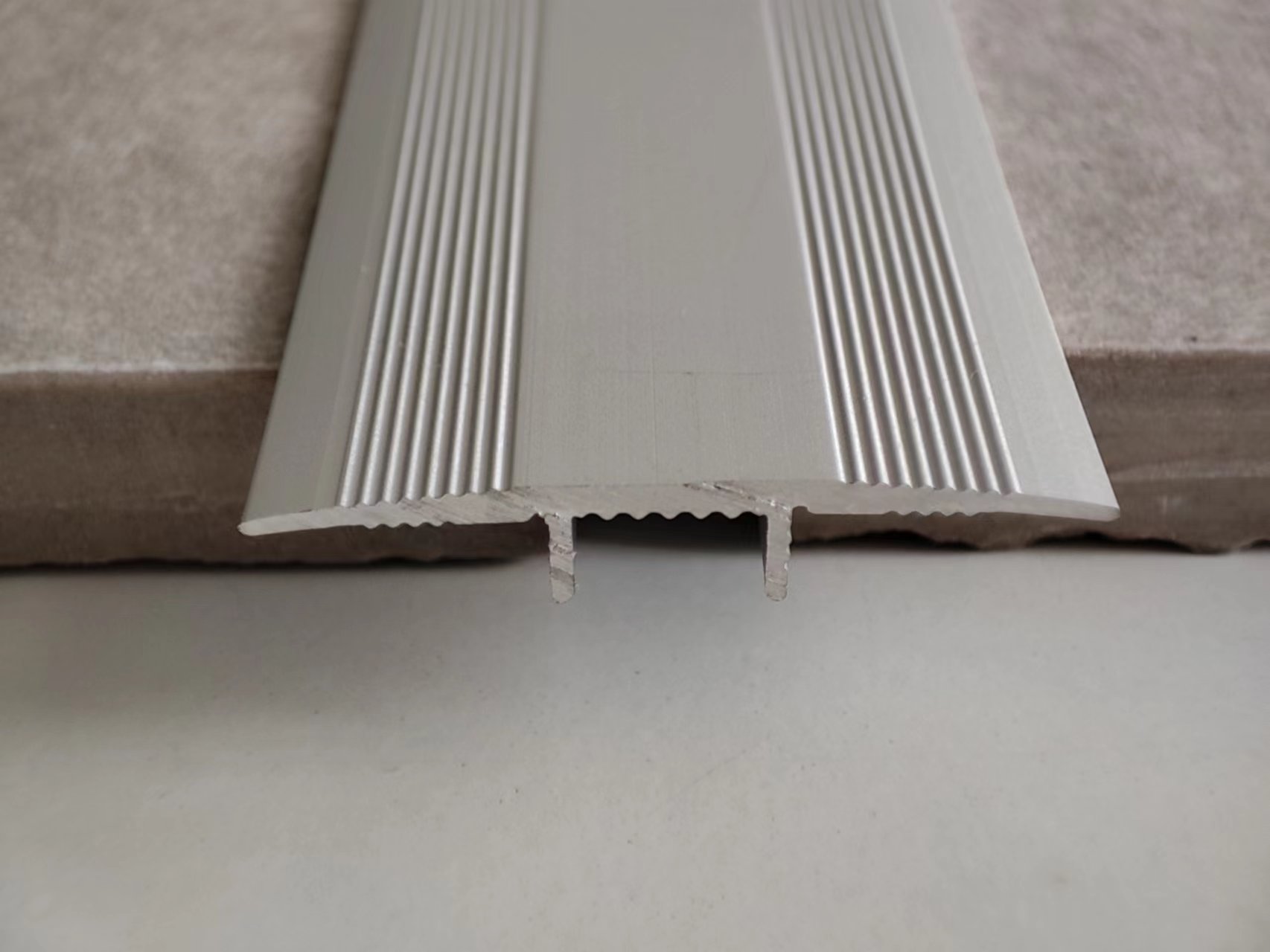 Aluminum Alloy Tile Plane Transition Strip