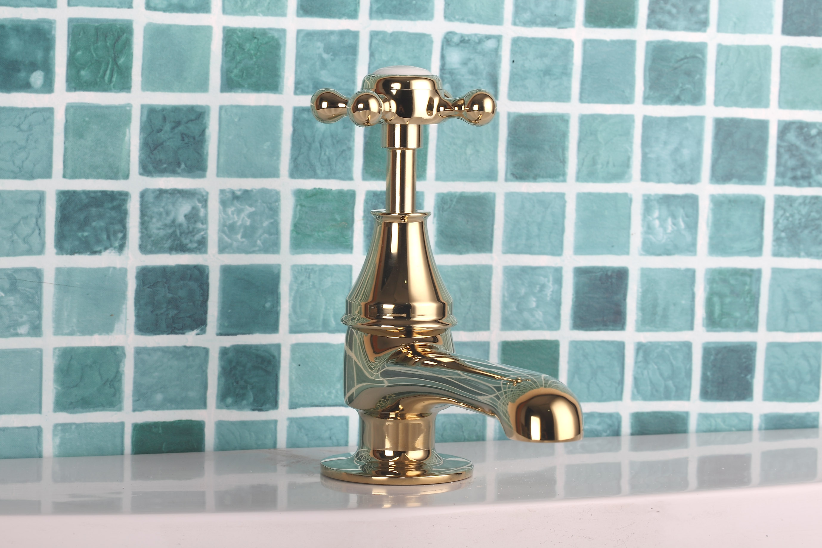 Customization classical brass deck mounted prevent single handle classical tap faucet