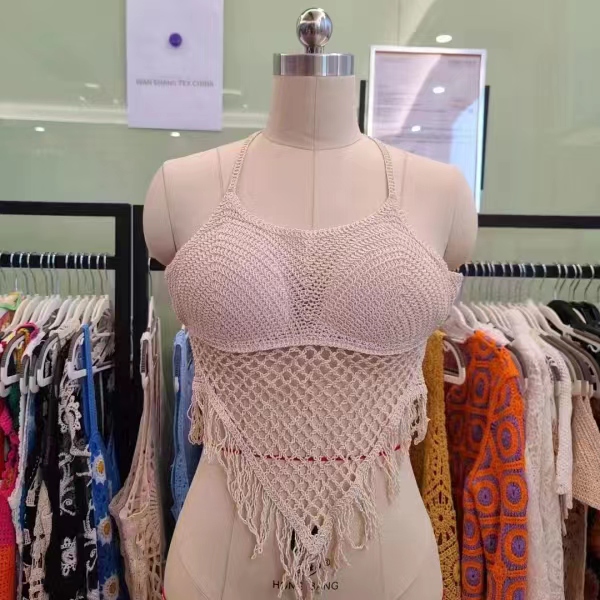 Fashionable lace sweater