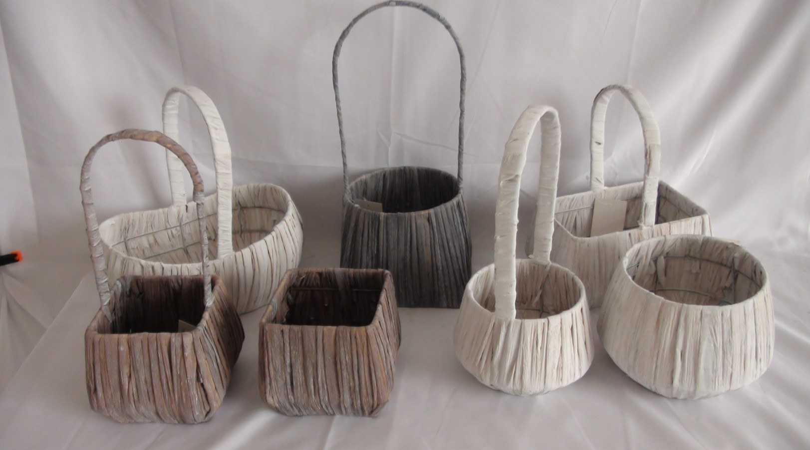 Water hyacinth basket