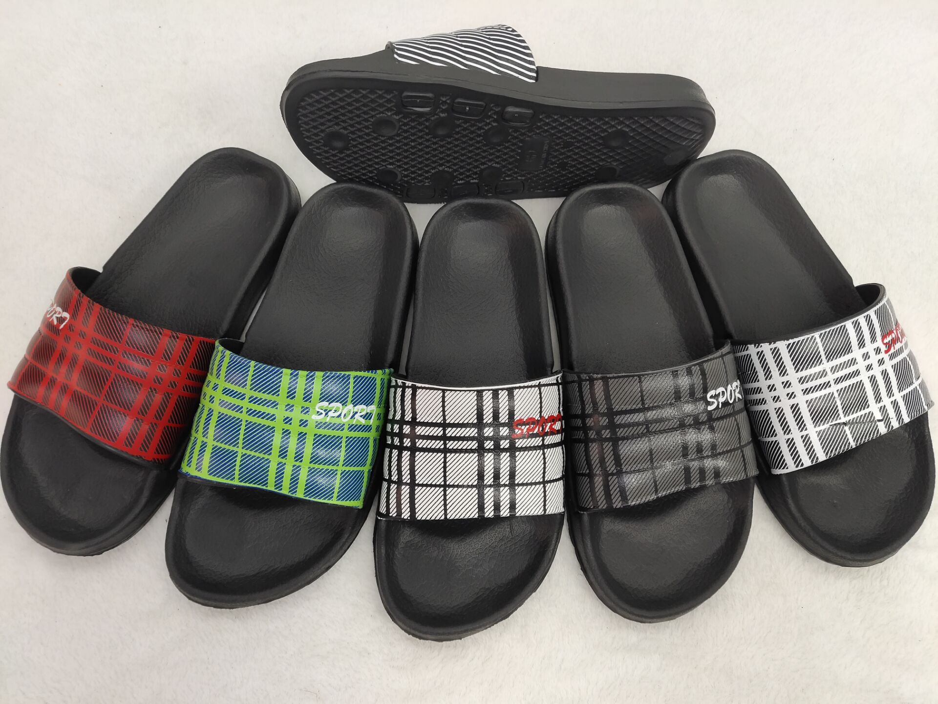 Fuzhou Zing Brilliance Imp. & Exp. Co., Ltd – Vamp slippers 3