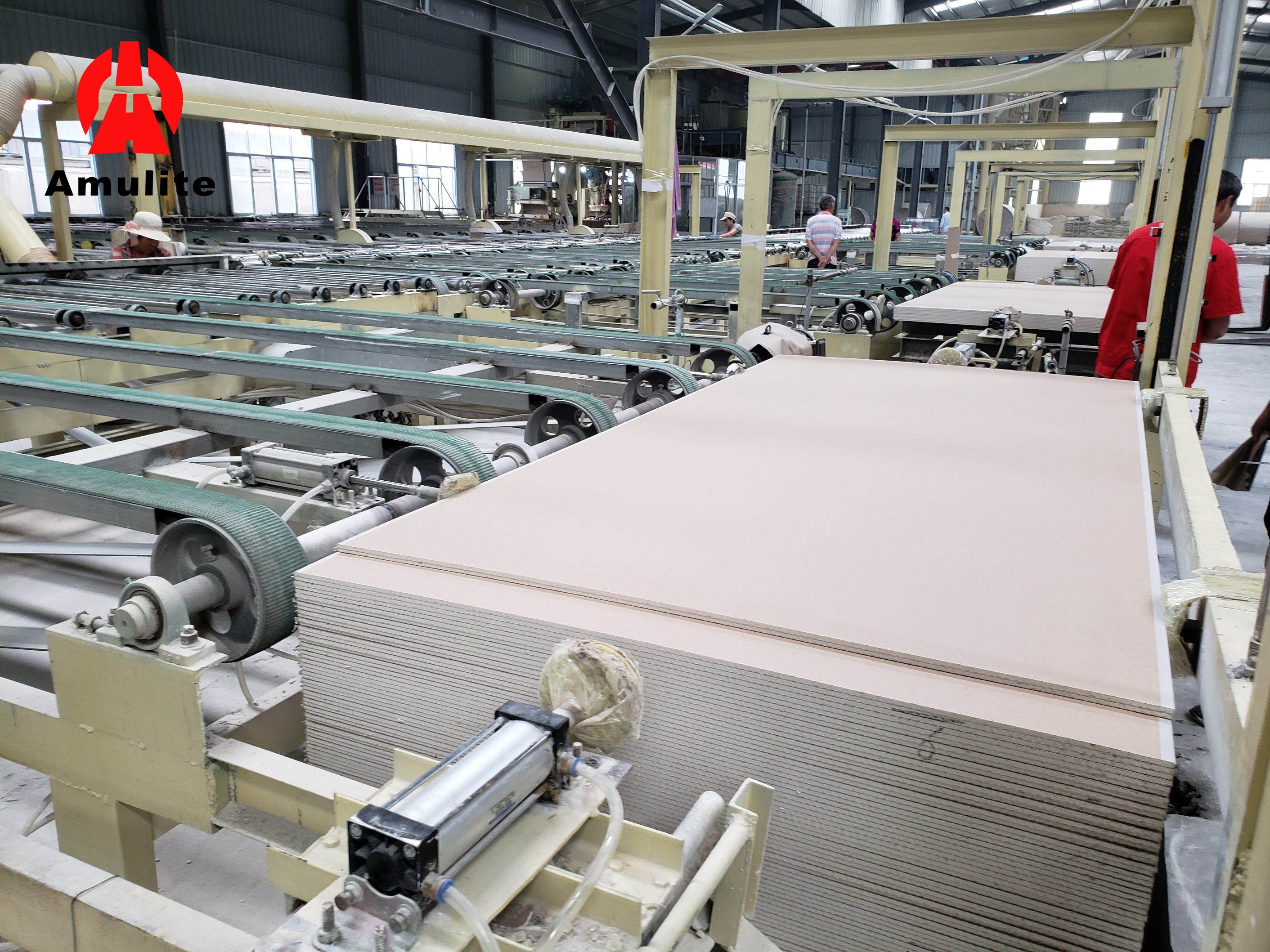 China Amulite gypsum board production line designer