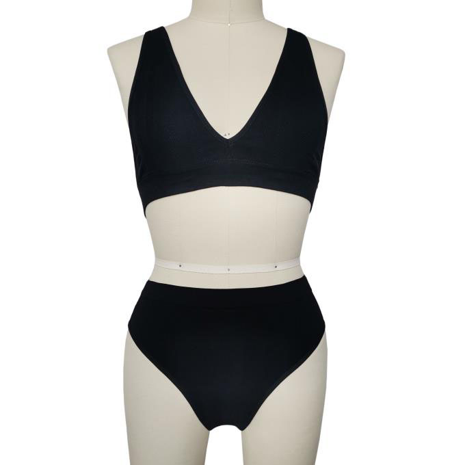 Ladies Bra and Brief Set Wirefree Triangle Pads Bra Low Waist Brief Women Seamless Underwear Set