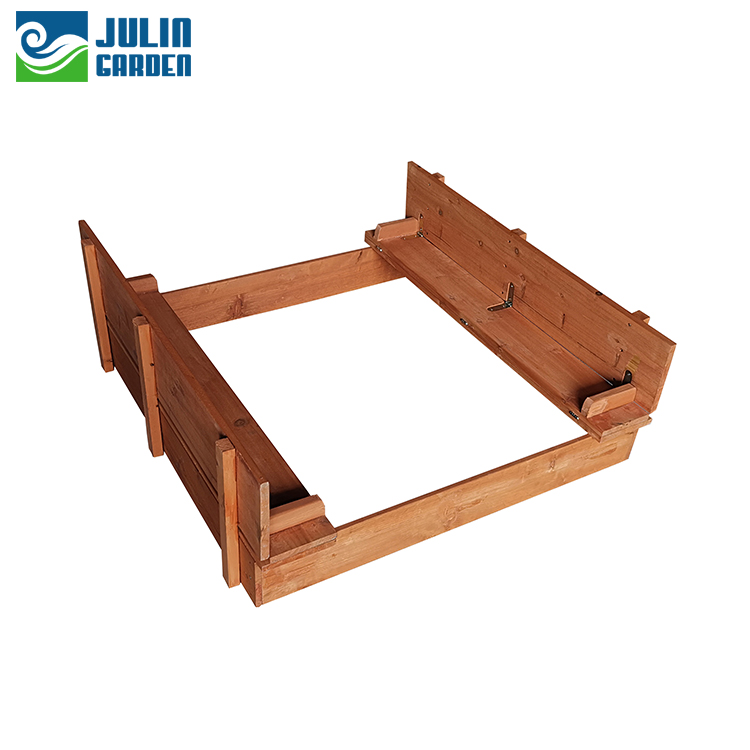 Sand pit with seat