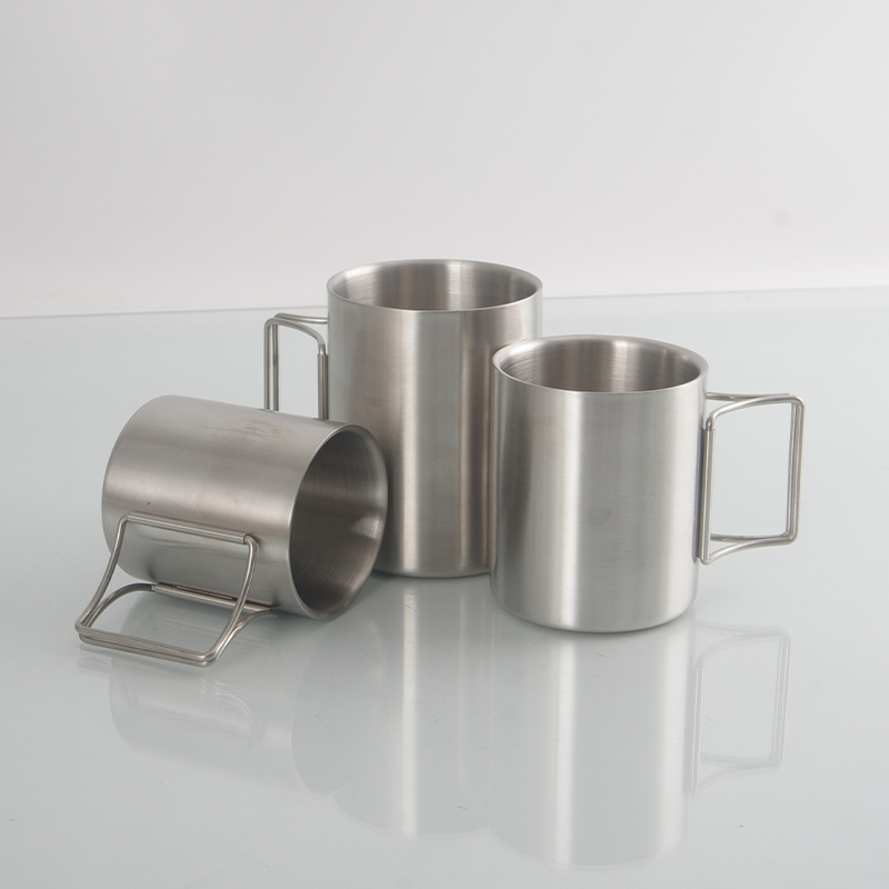 Evergreen stainless steel 304 double layer mug with foldable handle for picnic hiking
