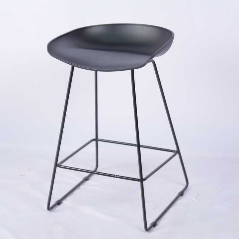 Plastic Bar Chair PP seat metal leg restaurant bar stool for cafe Dining Room