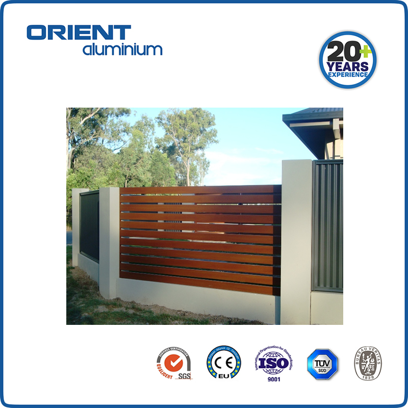 High Quality Natural Looking Decorative WPC Fencing With Aluminum Fence Post