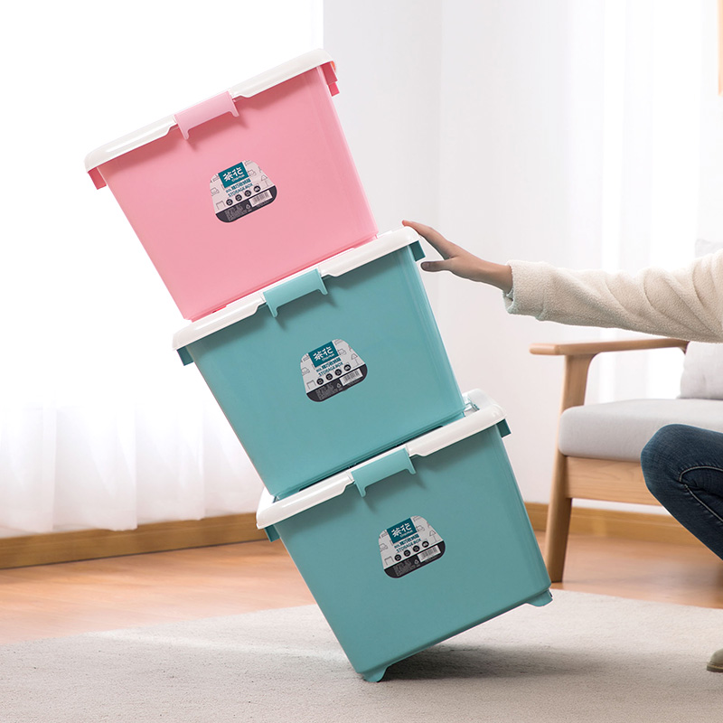 80L PP moistureproof plastic storage box stackable storage bin storage container with wheels