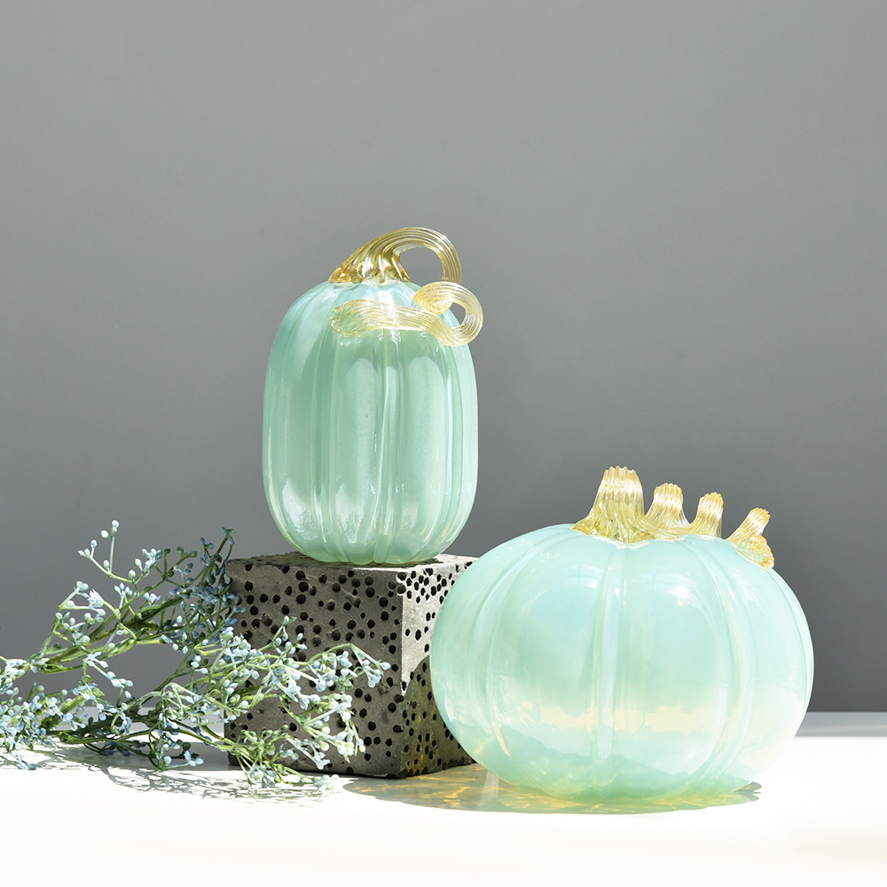 2022 Glass Pumpkin Decoration