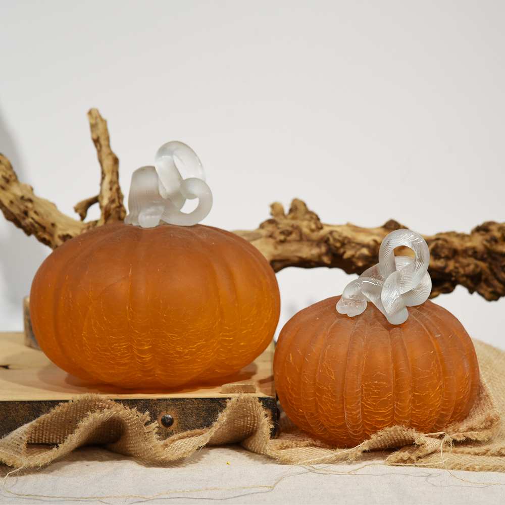 2022 Glass Pumpkin Decoration