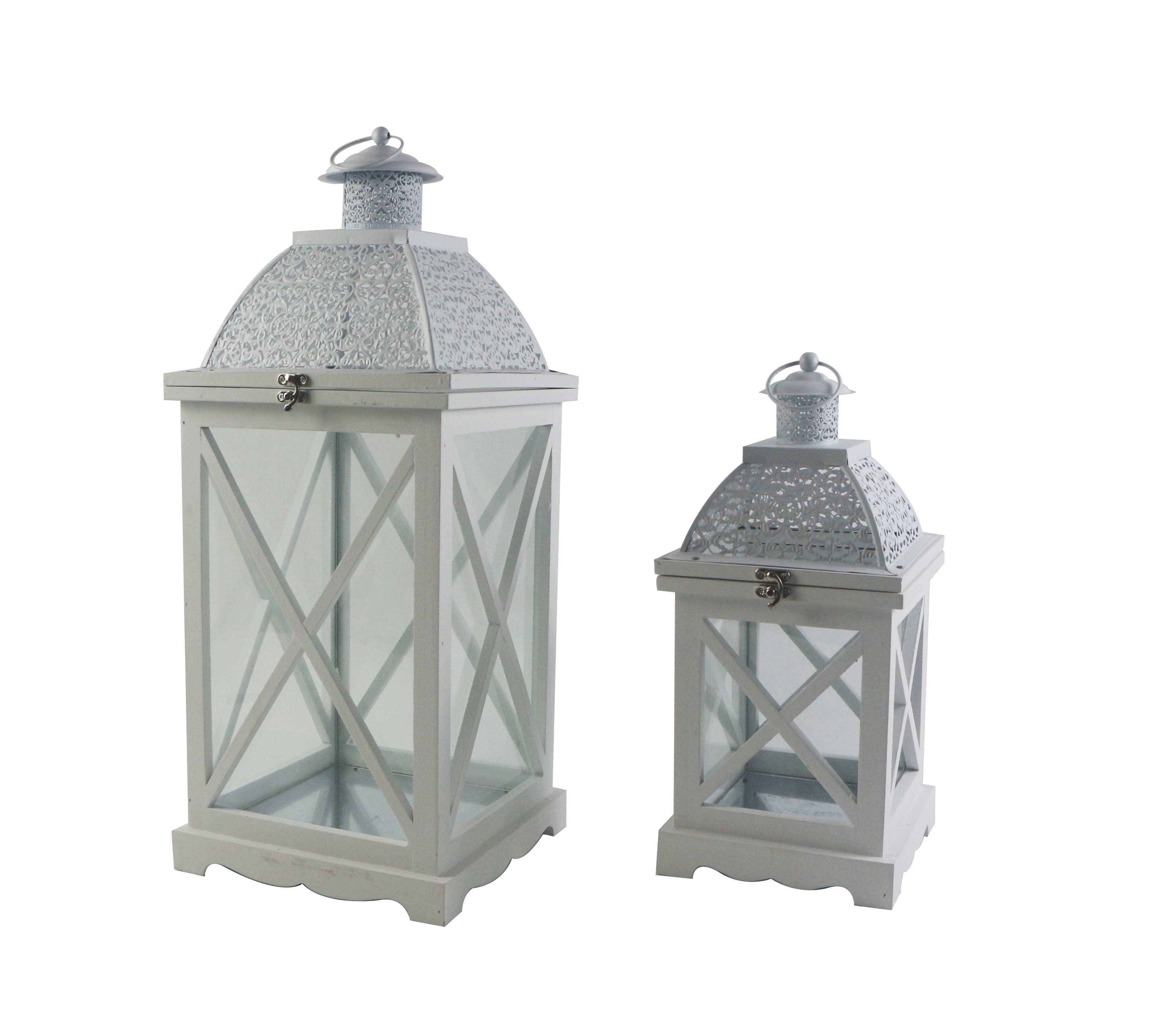 Set of 2 wood lantern.
