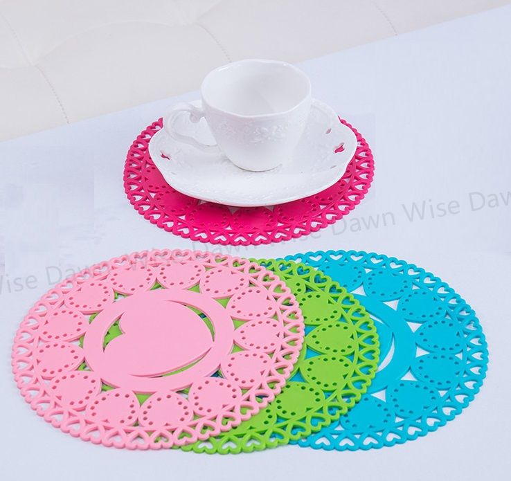 Food grade heat insulation circle shape heart shape circle shape heart shap silicone pad