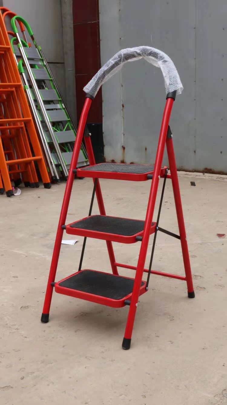 Anti-slip Sturdy Foldable Household 2 3 4 5 Steps Ladder Folding Household Steel Ladder