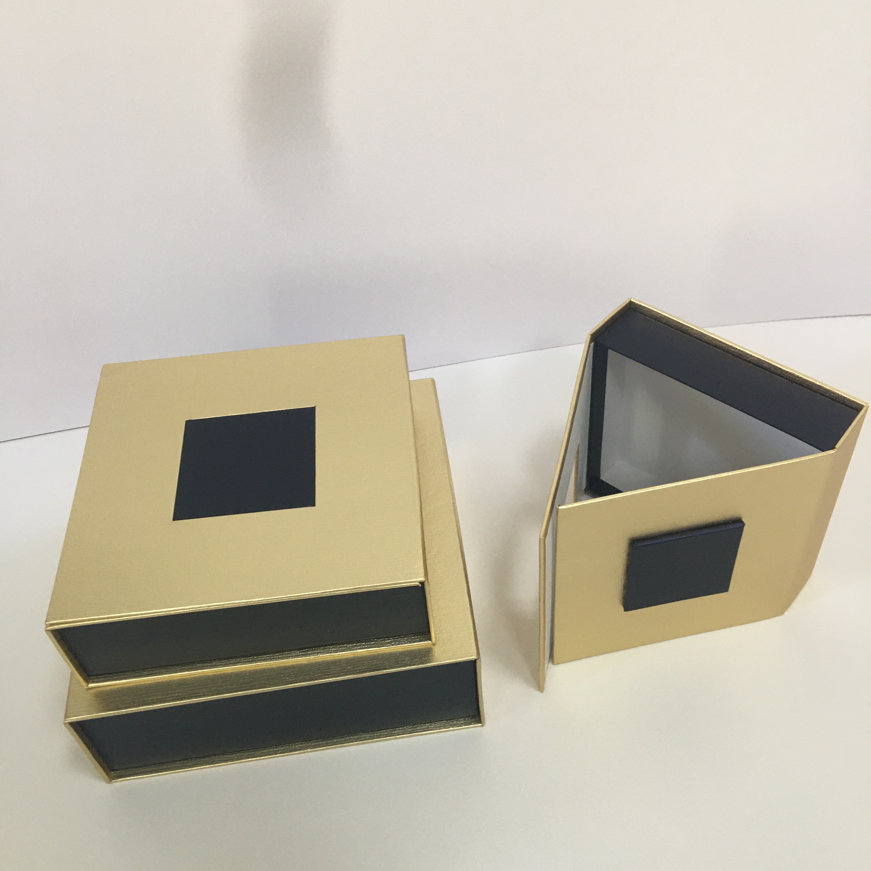 Set of 3 Gift Box