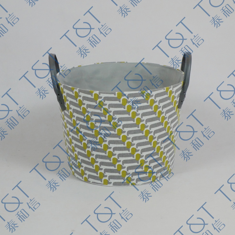 Stackable round fabric box