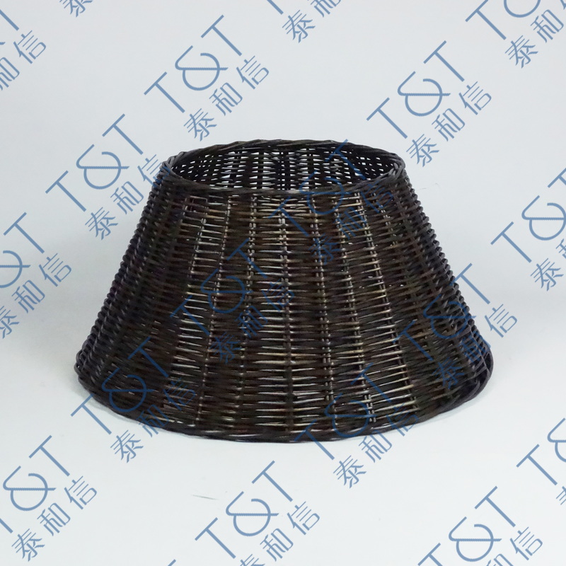 Brown willow tree skirt
