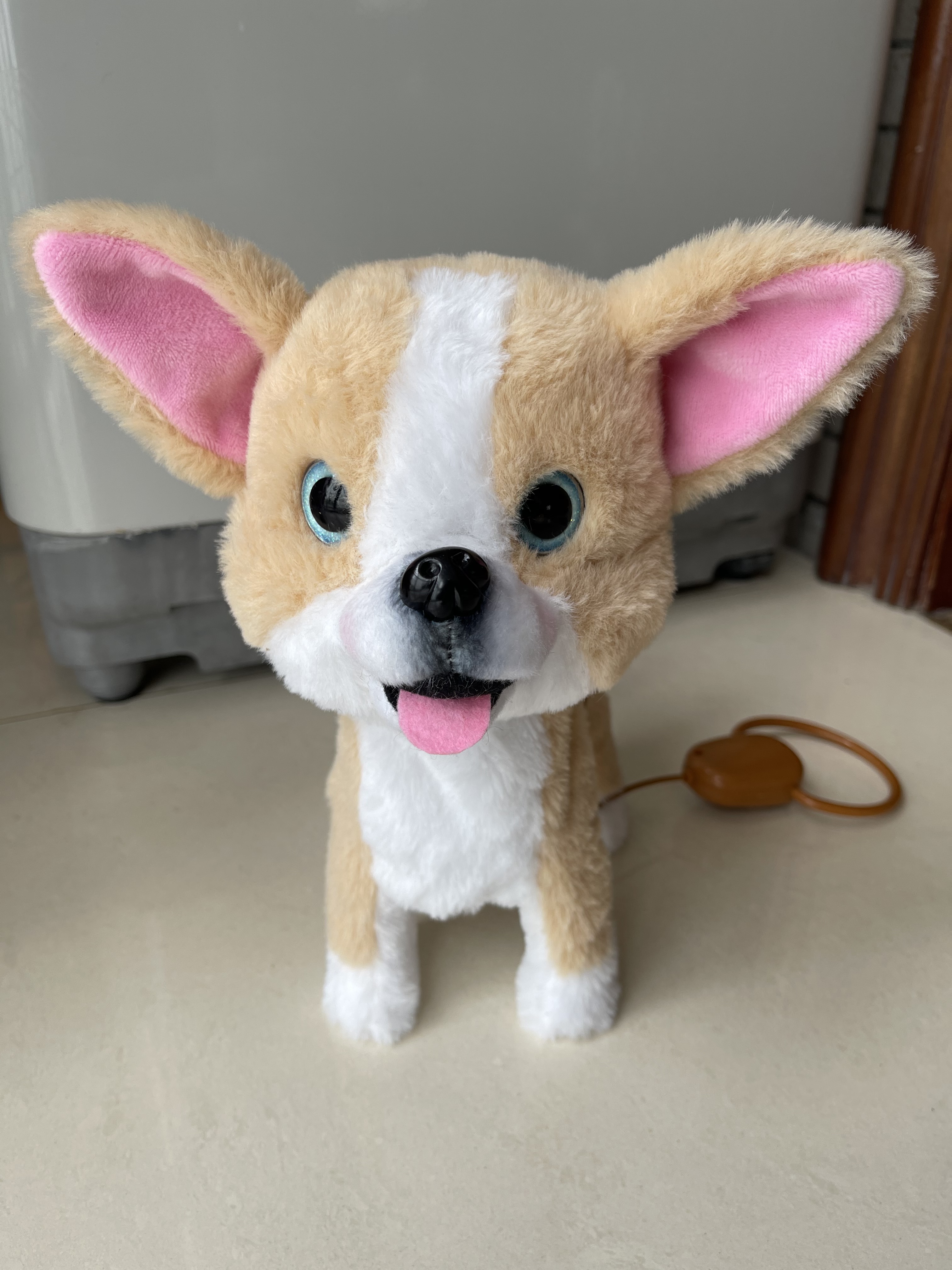 Plush electric toy dog