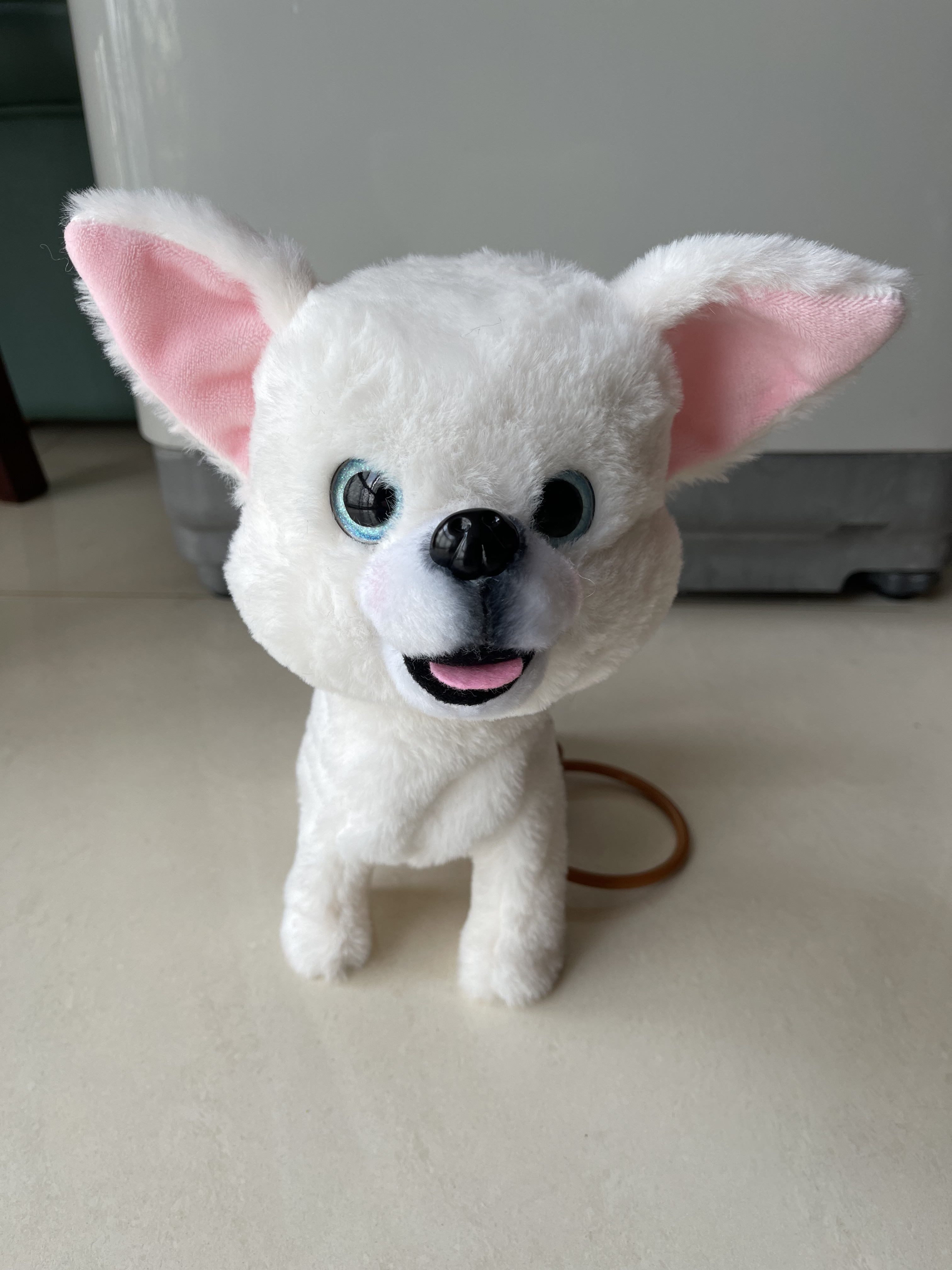 Plush electric toy dog