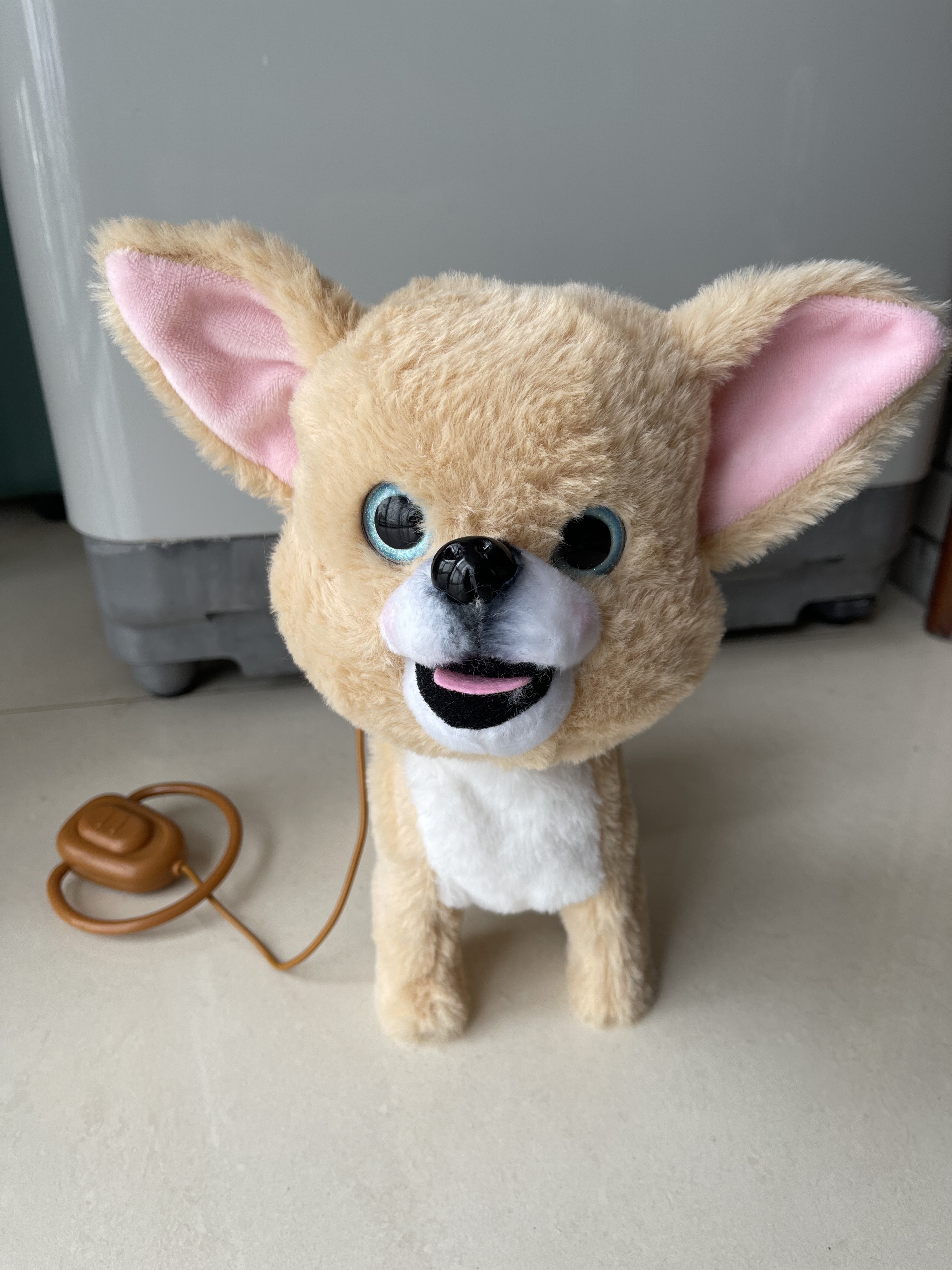 Plush electric toy dog