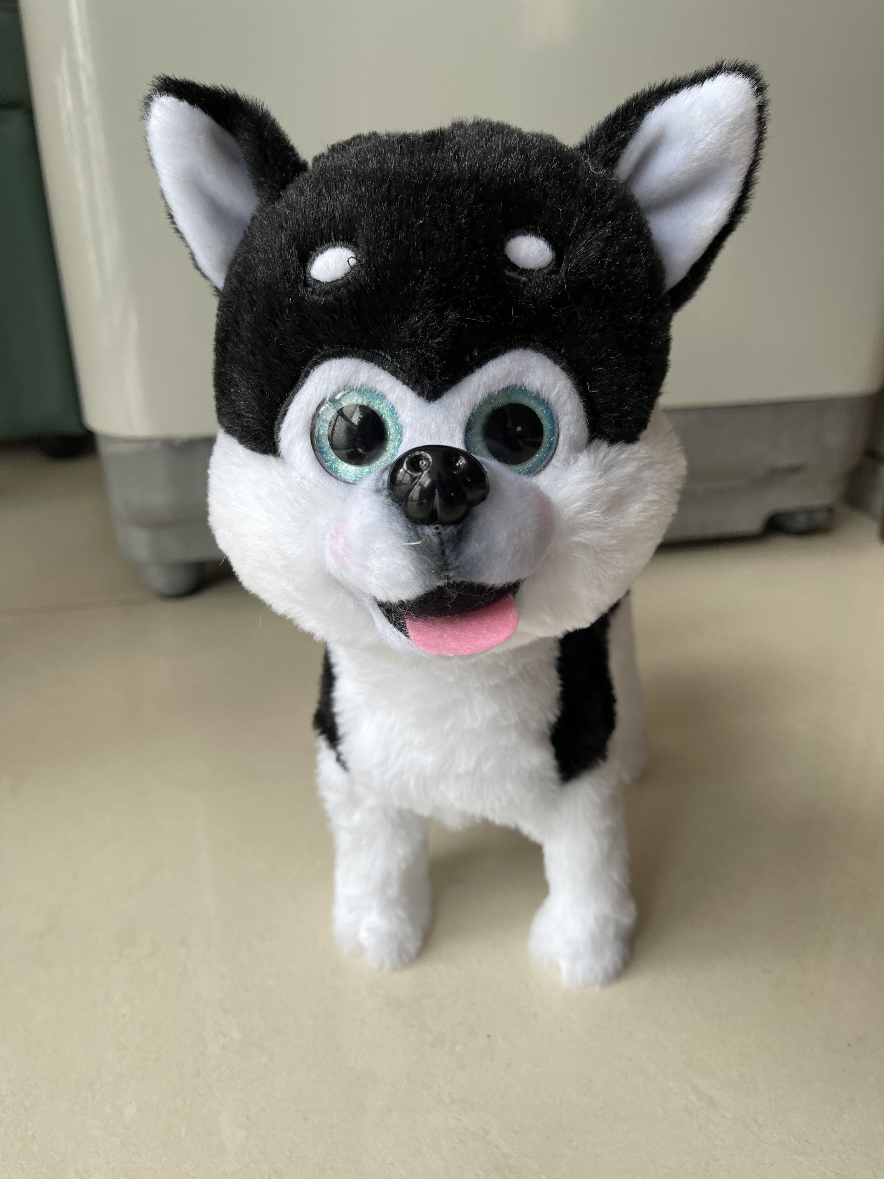 Plush electric toy dog