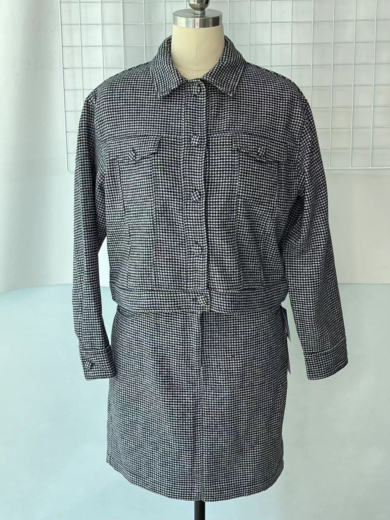 Ladies Woven Top And Skirt Sets