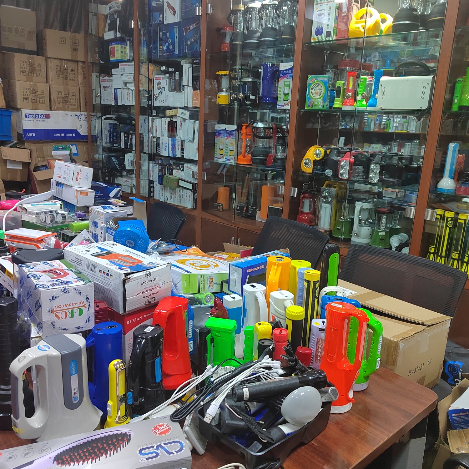 Hangzhou Yufen Trading Co., Ltd. – LED emergency light 2