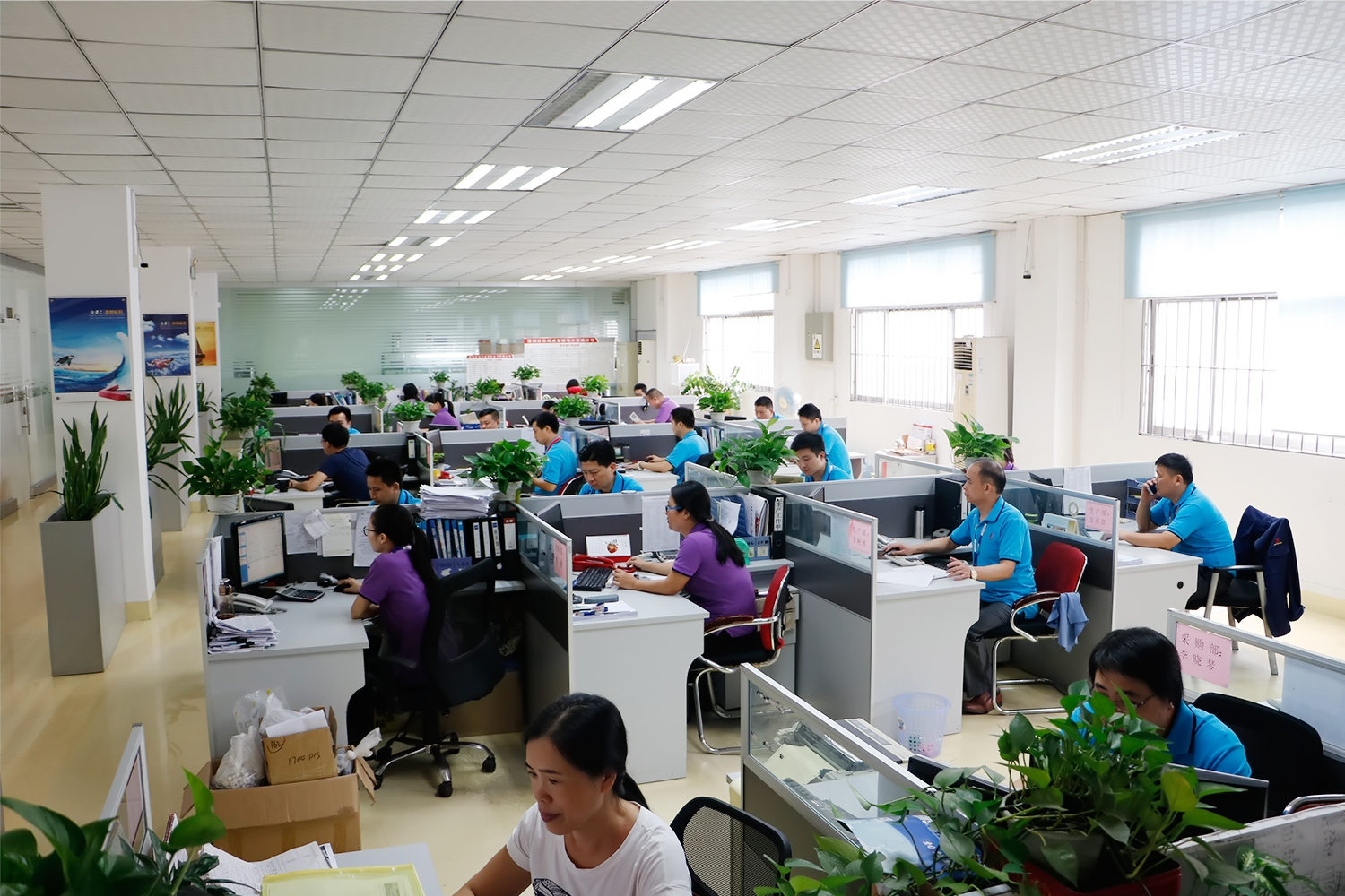 Shenzhen Linghang Wei Technology Co., Ltd. – car hands-free 2