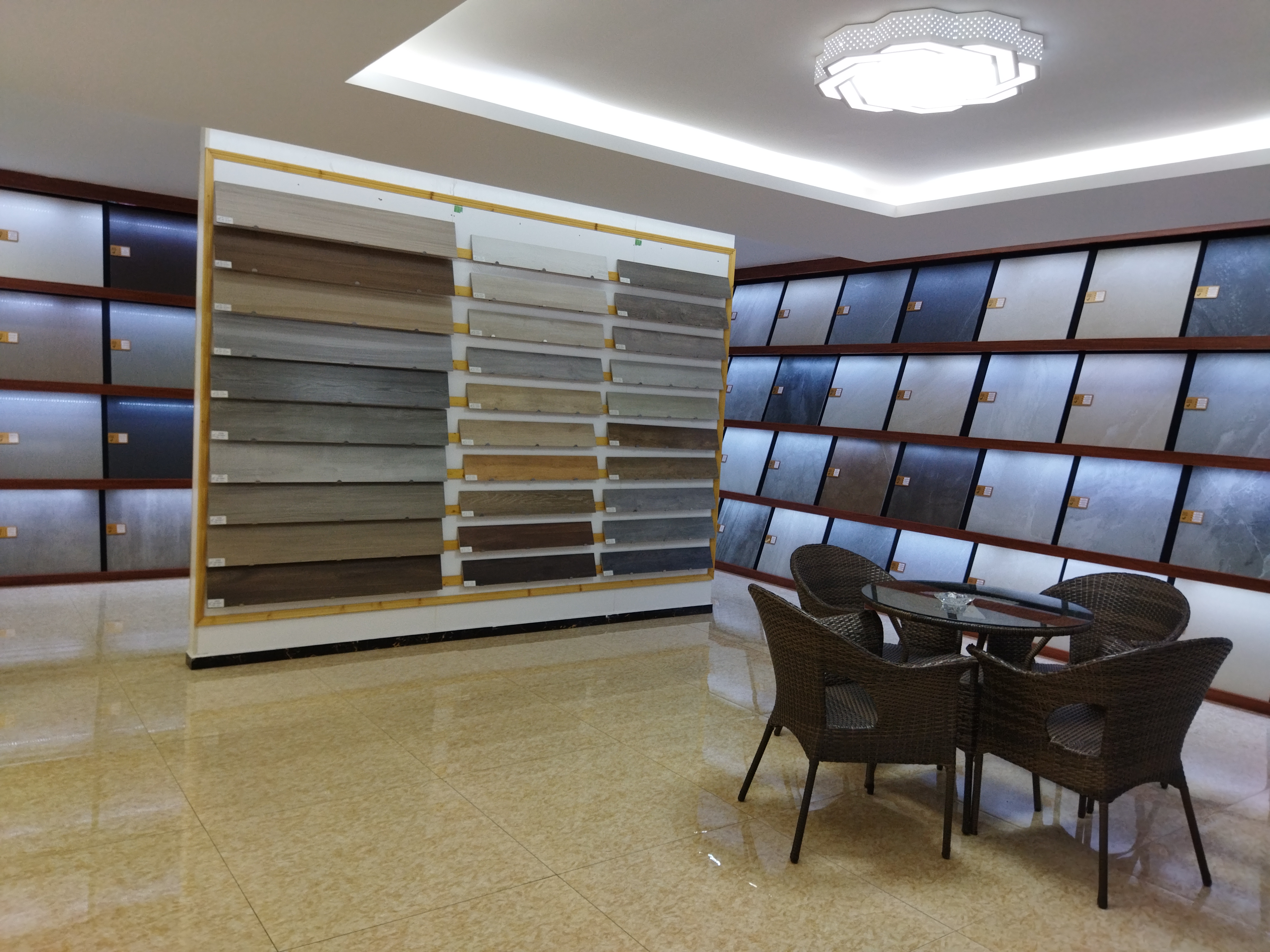 Foshan Jiaxinhua Ceramic Co., Ltd. – tile accessories 2
