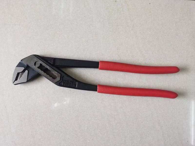 Water pump pliers