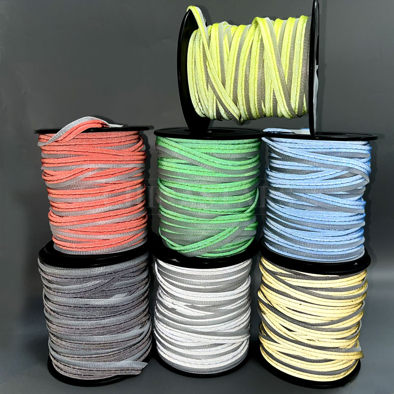 Colored reflective piping Color customizable