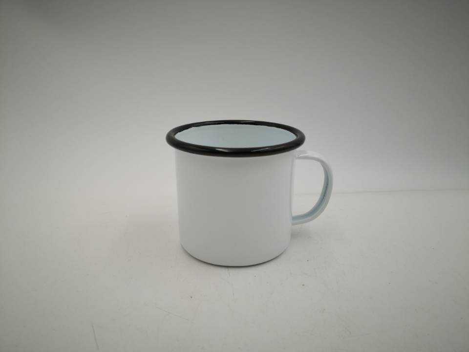 Enamel mug